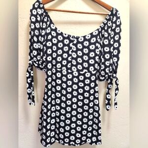 Forever 21 Black & White Floral Mini Dress